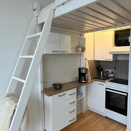 Cozy In Prime Location Apartament *