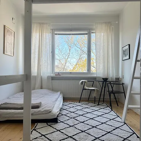 Cozy In Prime Location Apartment